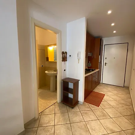 Bilocale Marina A Pochi Passi Dal Mare Di Ceriale