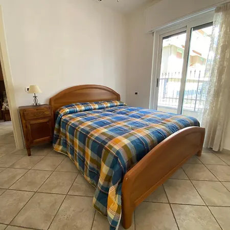 Apartament Bilocale Marina A Pochi Passi Dal Mare Di